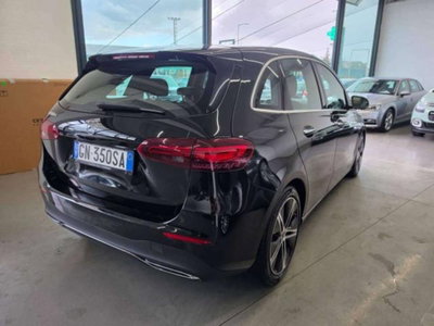 Mercedes-Benz Classe B 180 d Premium (4)