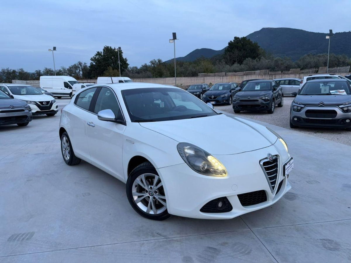 Alfa Romeo Giulietta 1.6 JTDm-2 Distinctive
