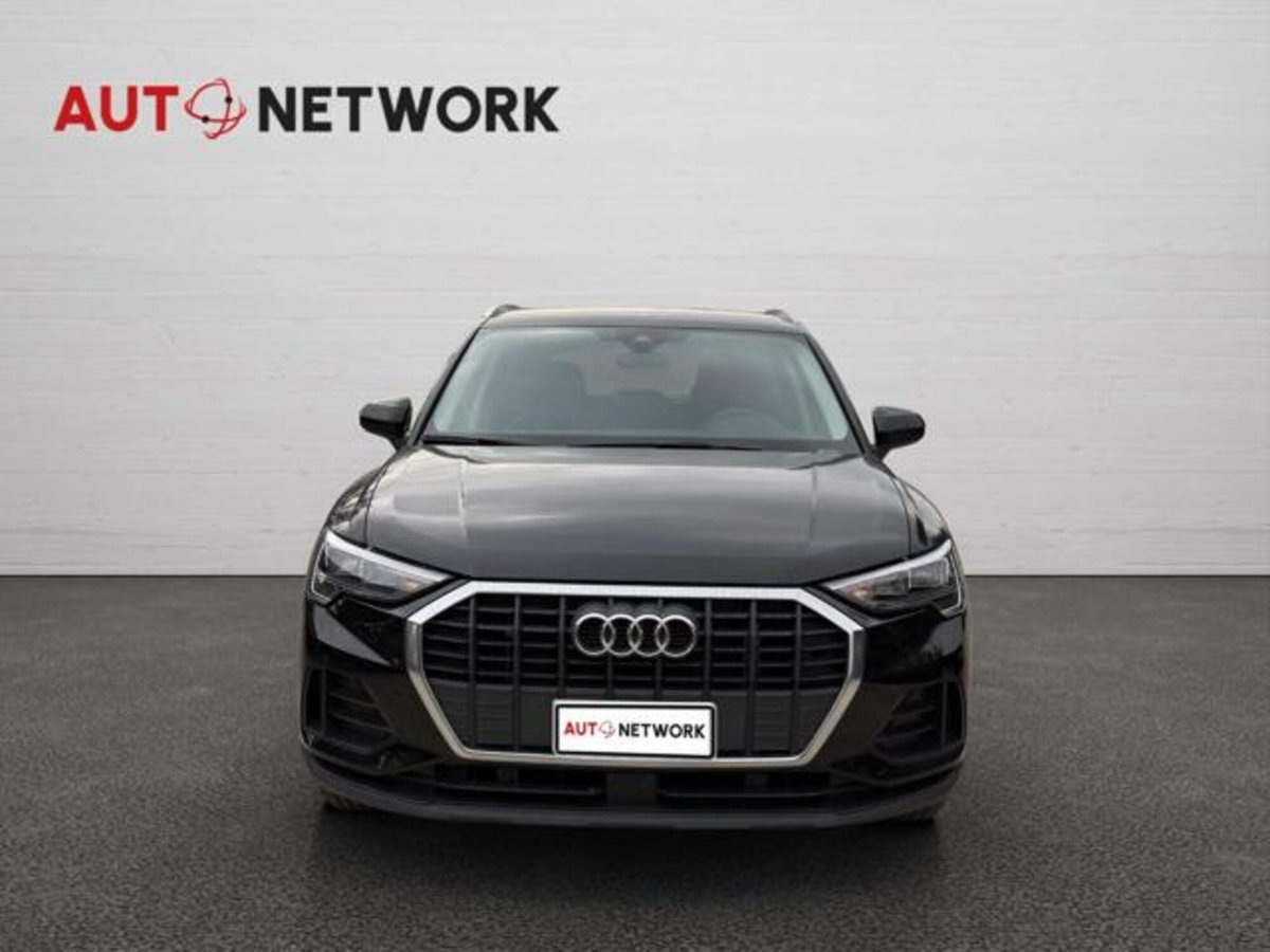 Audi Q3 45 TFSI e S tronic Business (5)