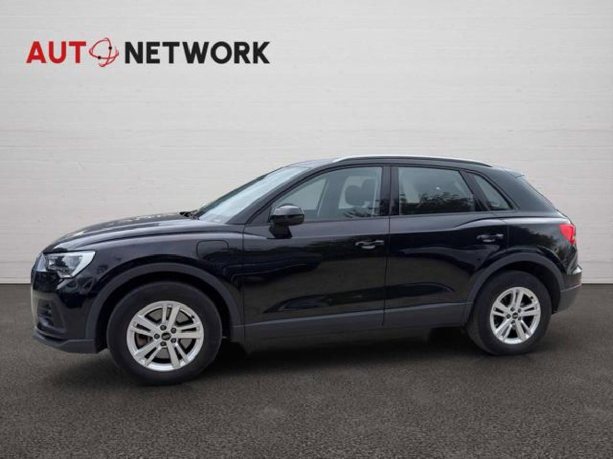 Audi Q3 45 TFSI e S tronic Business (7)