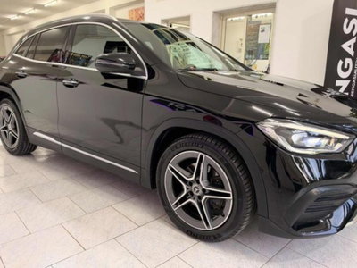 Mercedes-Benz GLA SUV 200 d Automatic Premium (2)