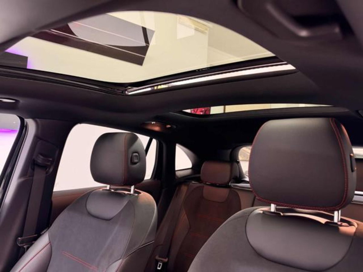 Mercedes-Benz GLA SUV 200 d Automatic Premium (20)