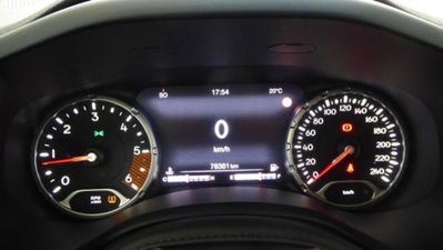 Jeep Renegade 1.6 Mjt 130 CV Limited (10)