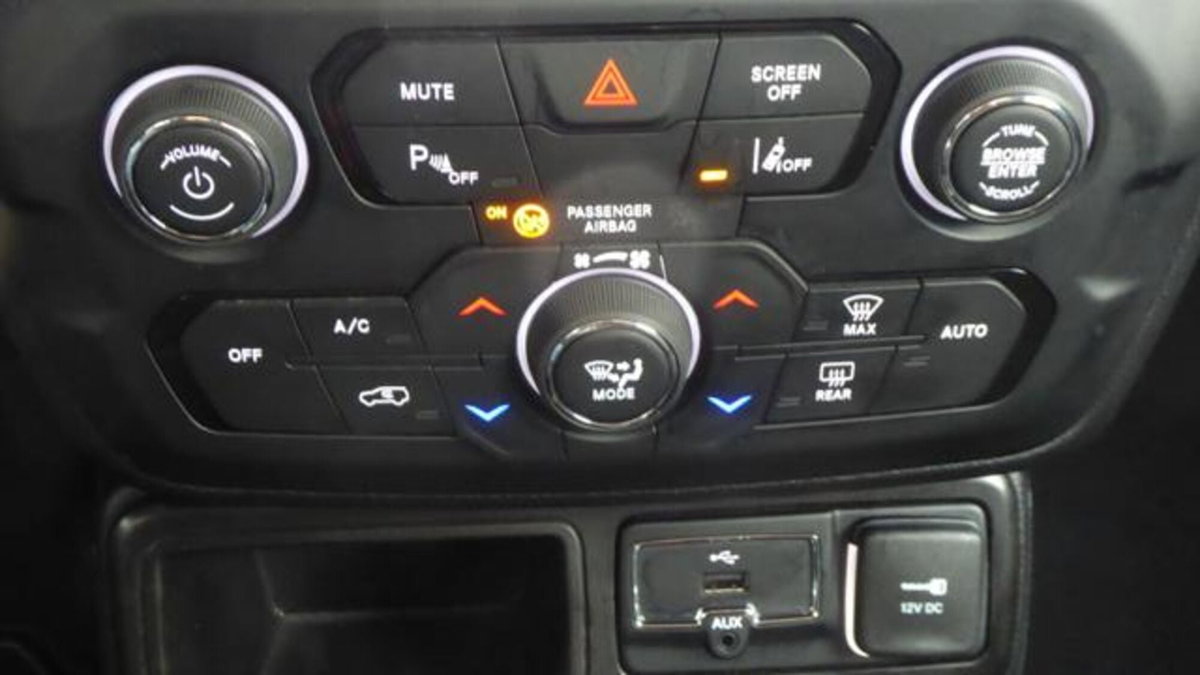 Jeep Renegade 1.6 Mjt 130 CV Limited (11)