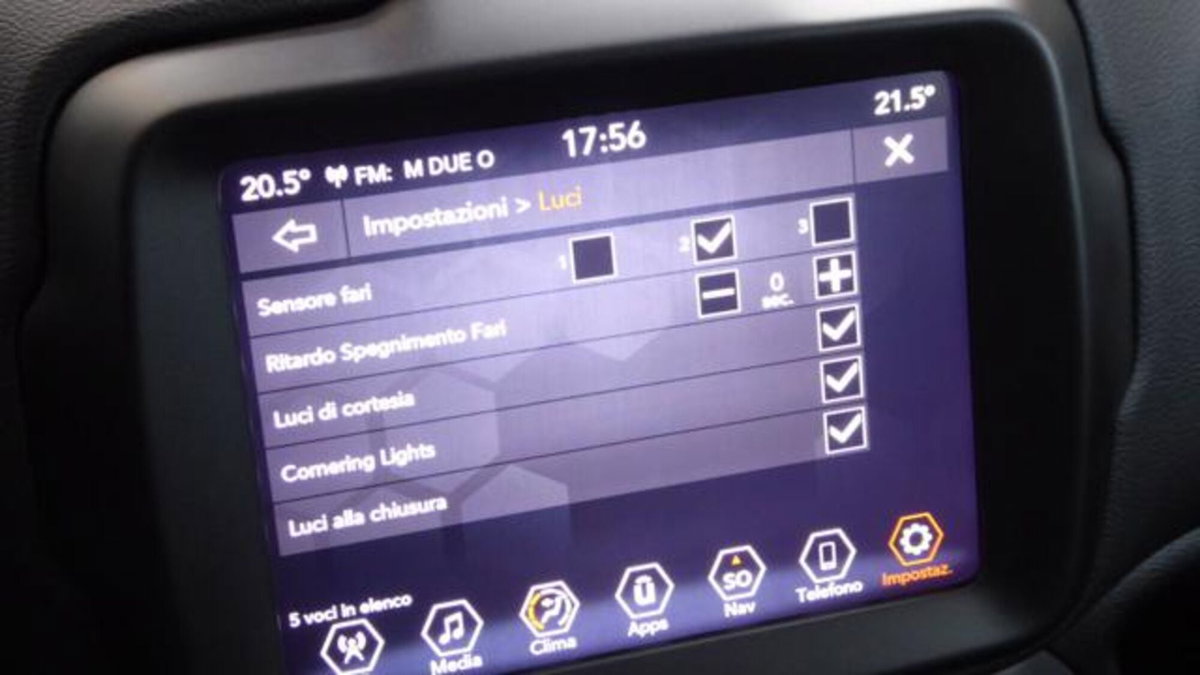 Jeep Renegade 1.6 Mjt 130 CV Limited (14)