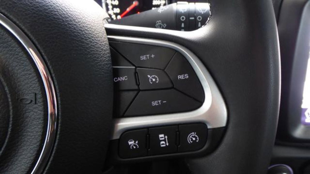 Jeep Renegade 1.6 Mjt 130 CV Limited (18)