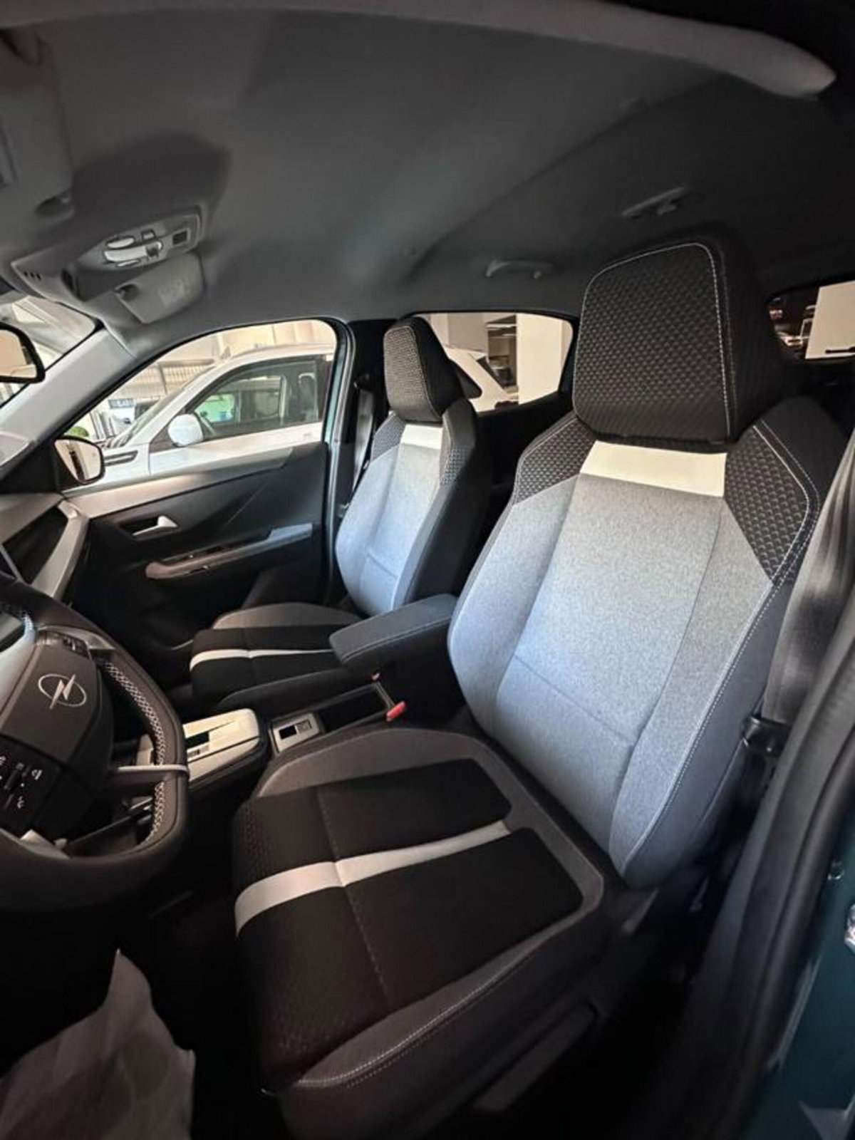 Opel Frontera 1.2 Start 100cv (8)