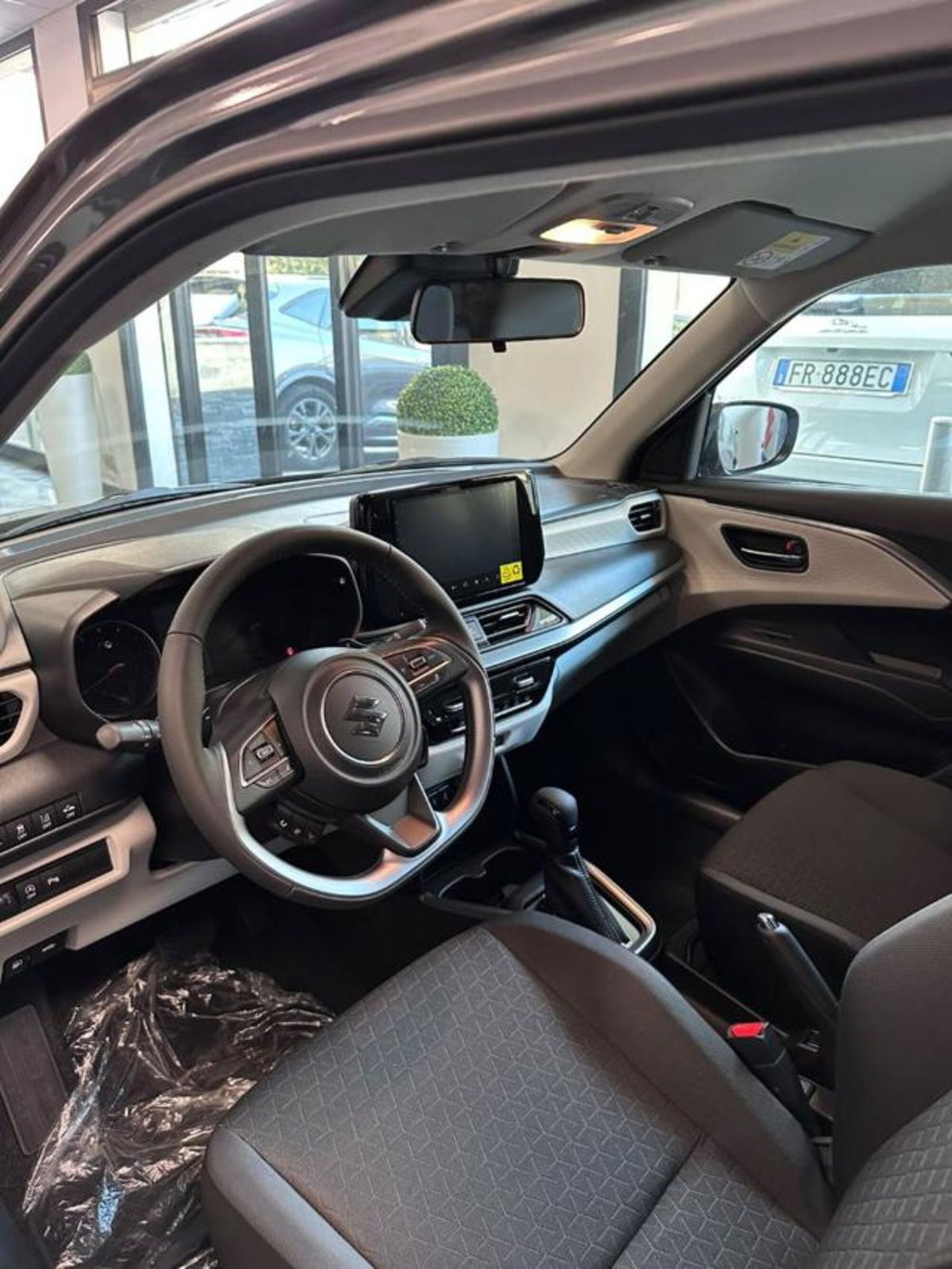 Suzuki Swift 1.2h Top 2wd cvt (6)
