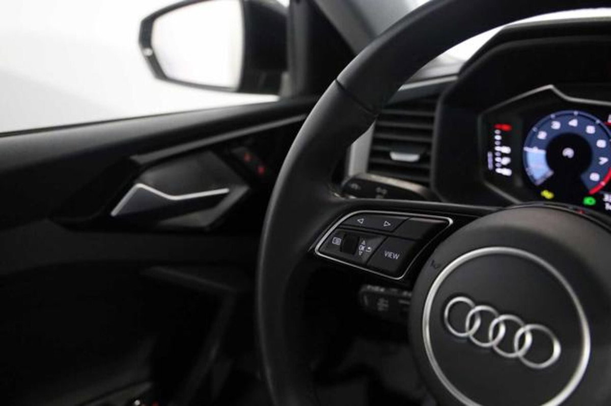 Audi A1 Sportback 30 TFSI S line edition (10)