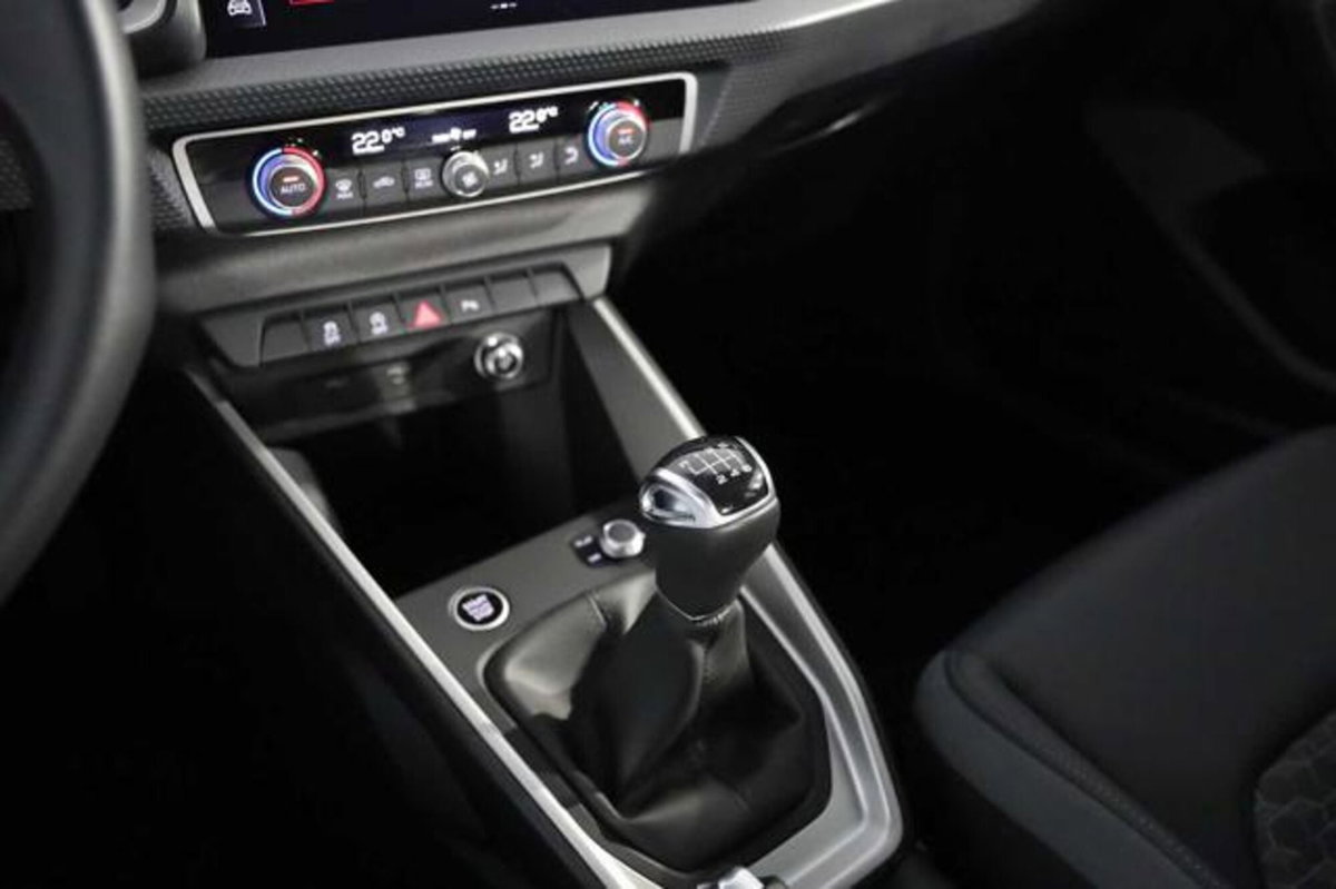 Audi A1 Sportback 30 TFSI S line edition (12)
