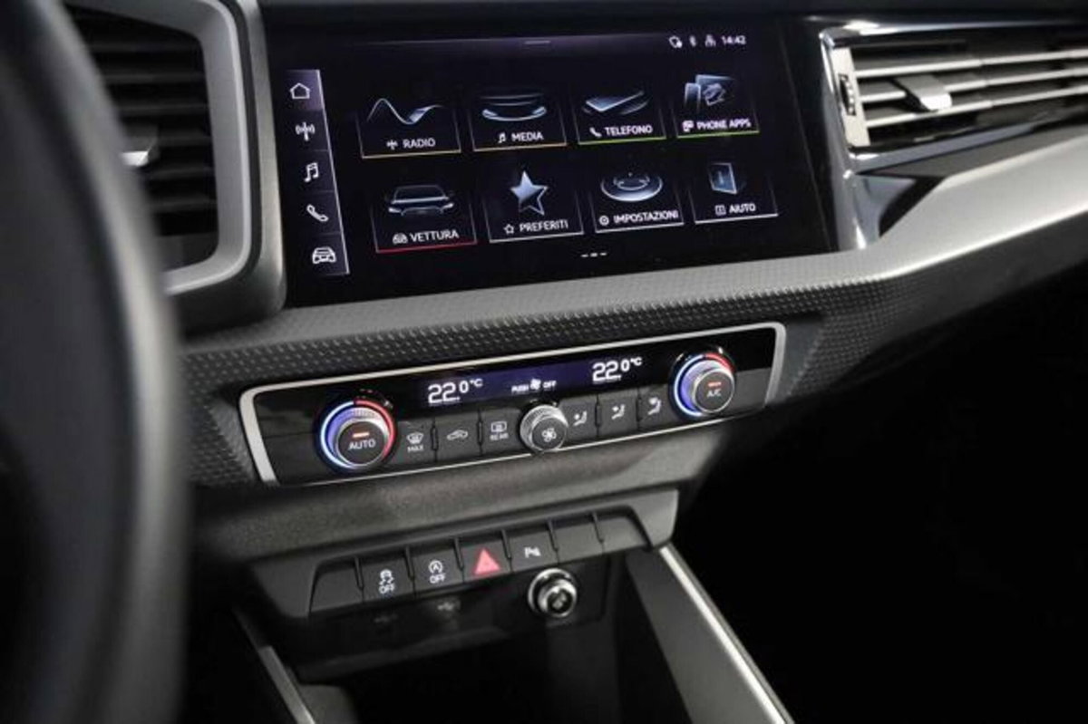 Audi A1 Sportback 30 TFSI S line edition (9)