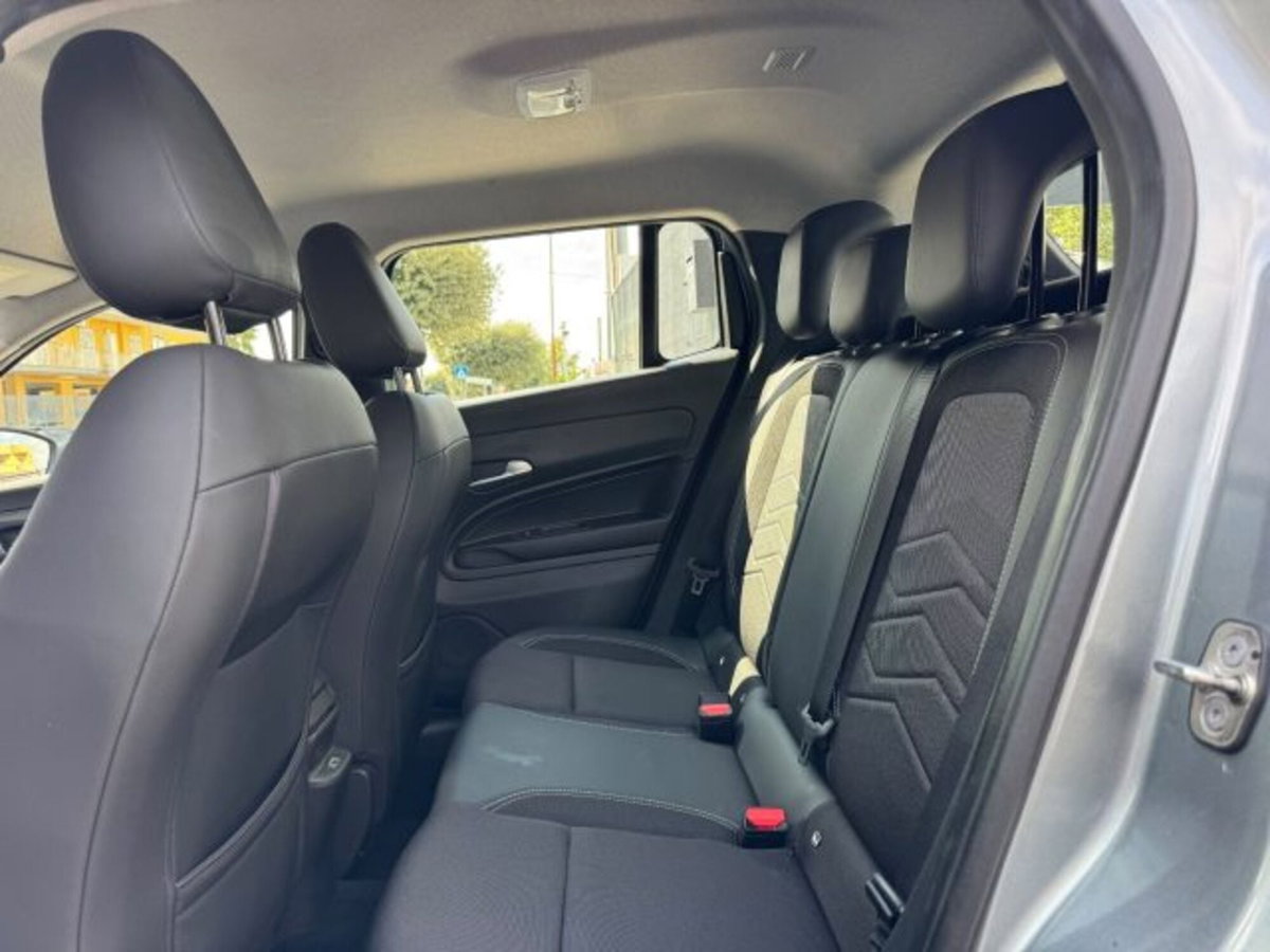 Jeep Avenger 1.2 turbo Altitude fwd 100cv (10)