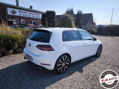 Volkswagen Golf 2.0 tsi GTI MT Ultimate 245cv (4)