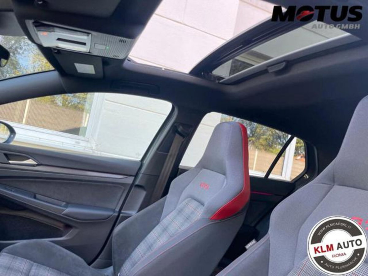 Volkswagen Golf 2.0 TSI GTI DSG (8)