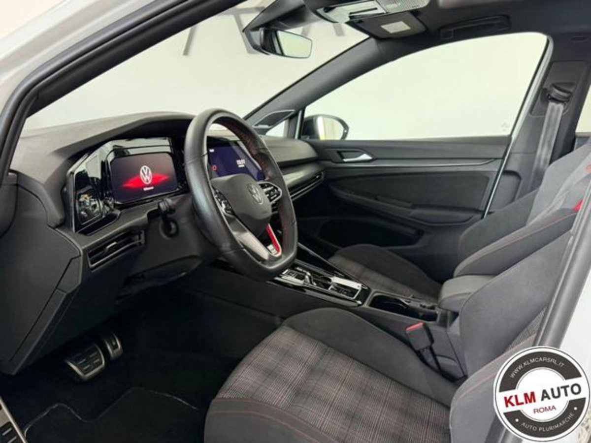 Volkswagen Golf 2.0 tsi GTI MT Ultimate 245cv (6)