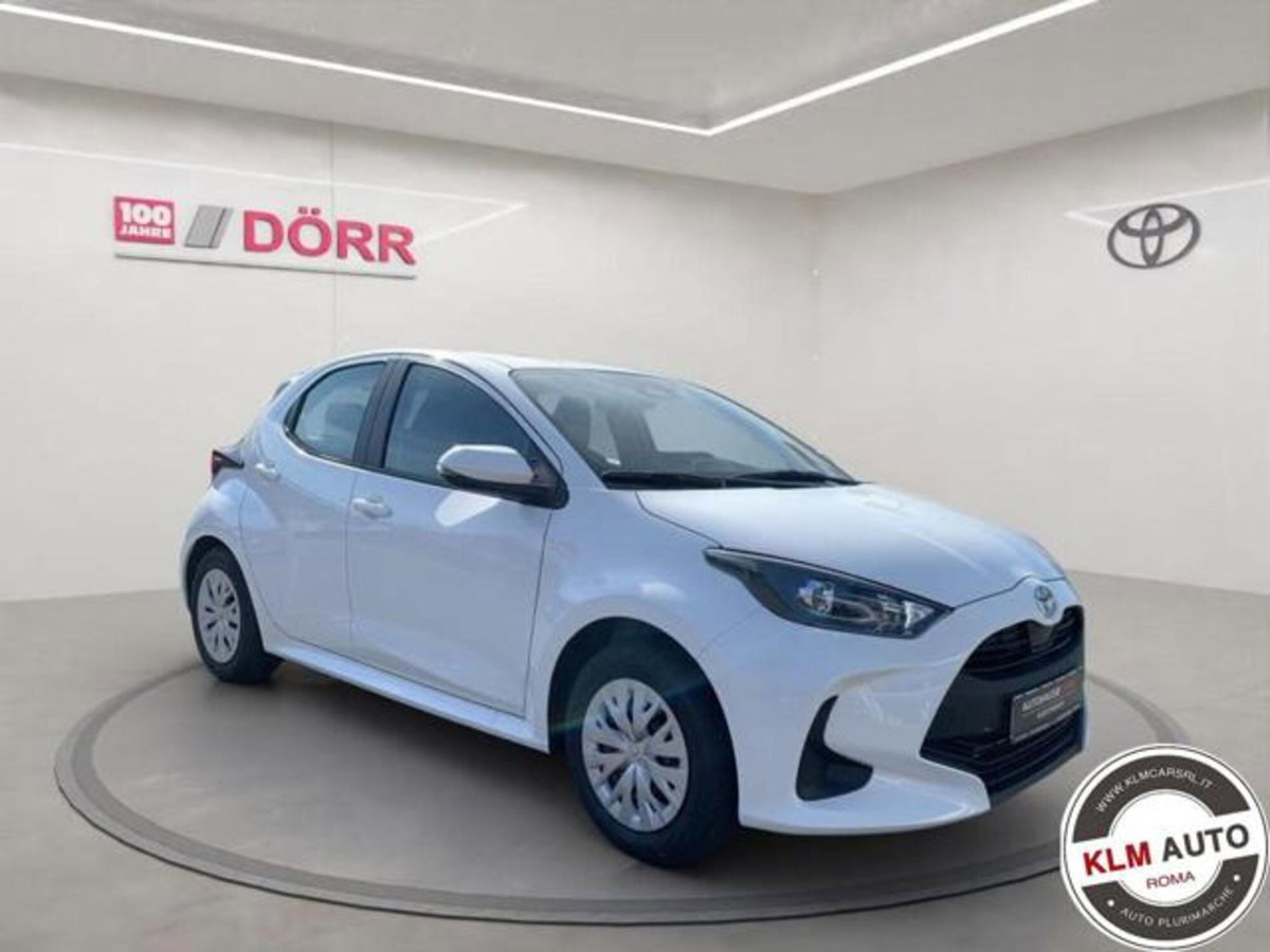 Toyota Yaris 1.0 5 porte Trend (2)