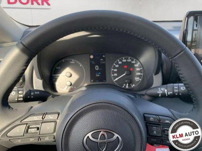 Toyota Yaris 1.0 5 porte Trend (8)