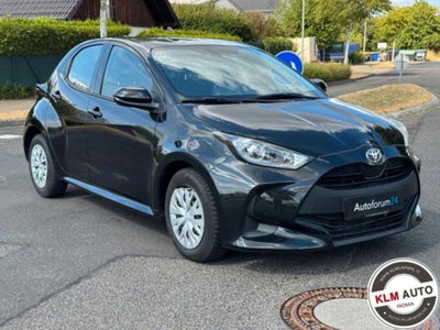 Toyota Yaris 1.0 5 porte Active (3)