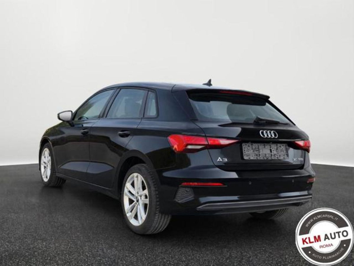 Audi A3 Sportback 30 TFSI S line edition (3)