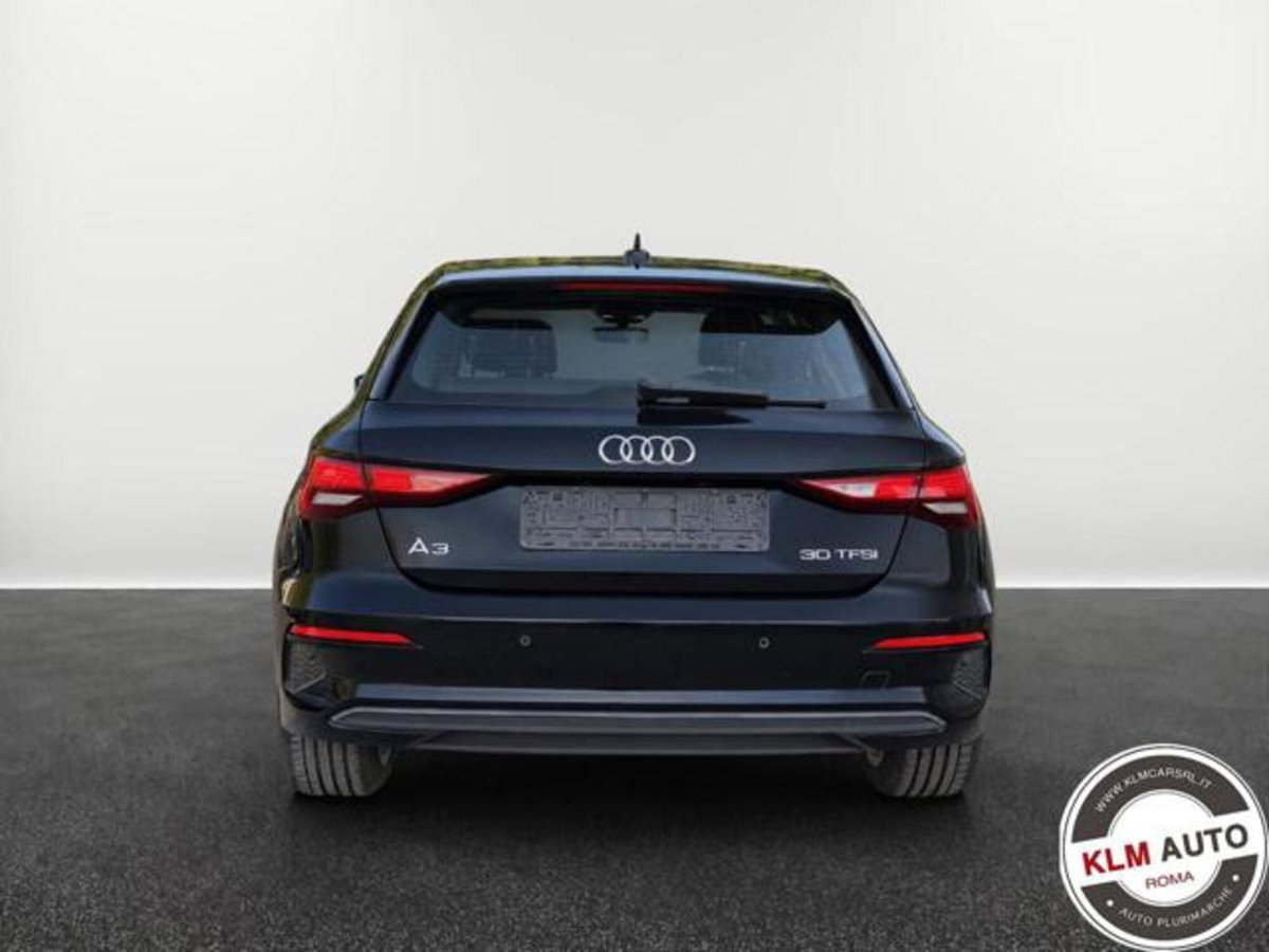 Audi A3 Sportback 30 TFSI S line edition (4)
