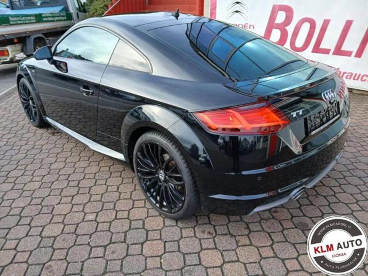Audi TT Coupé 1.8 TFSI S tronic S line (2)