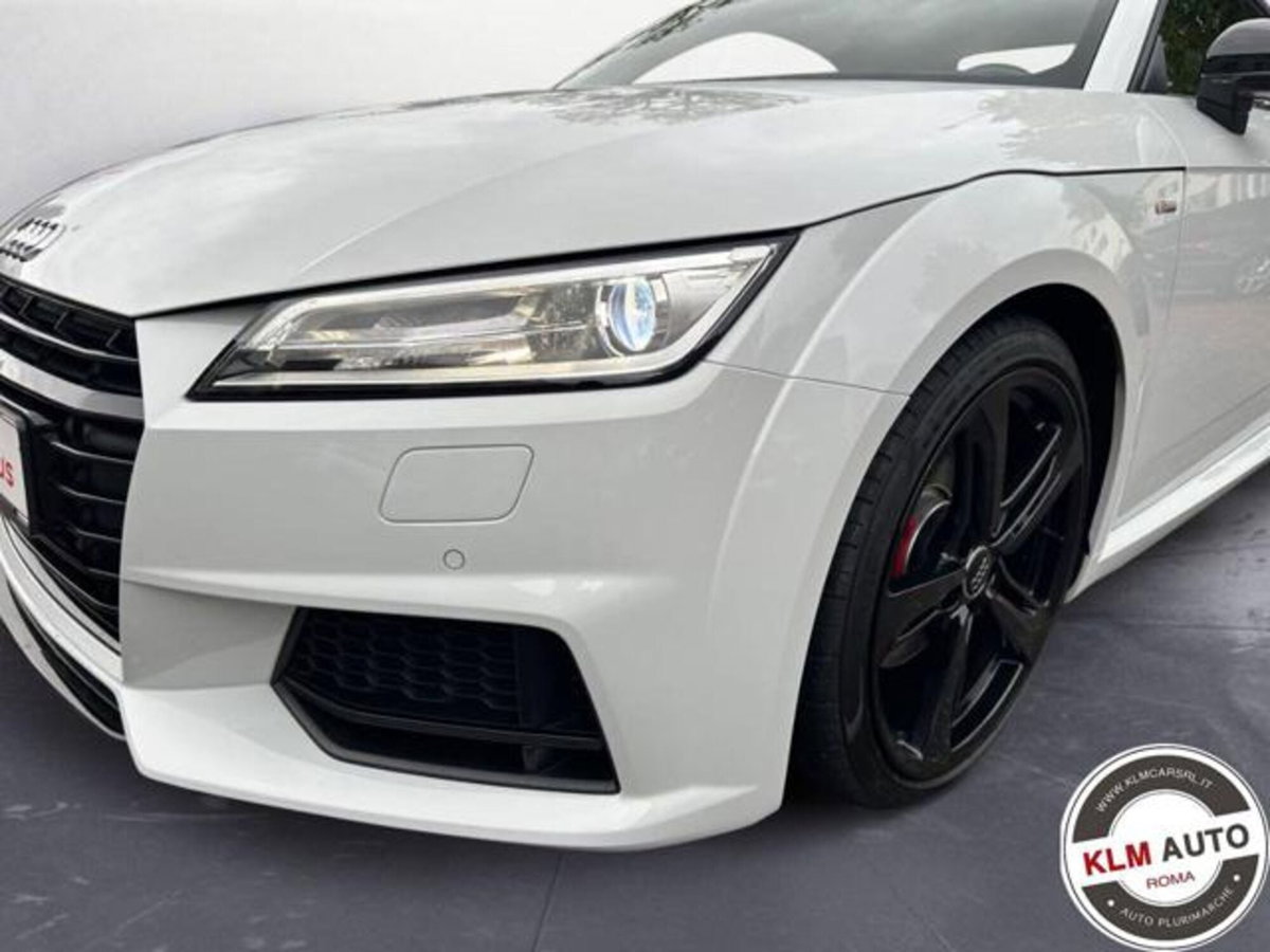 Audi TT Coupé 2.0 TFSI quattro S tronic S line (6)