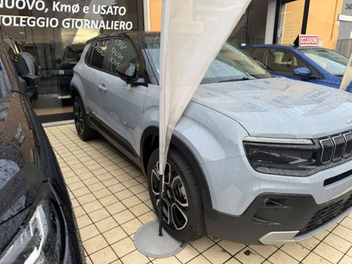 Jeep Avenger 1.2 turbo e-hybrid mhev Summit fwd 110cv edct6 (2)