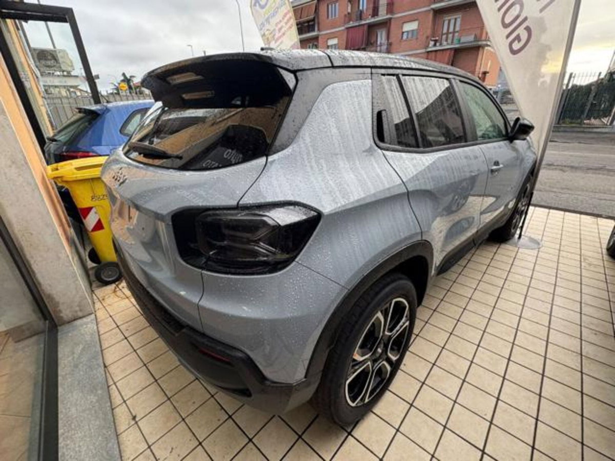 Jeep Avenger 1.2 turbo e-hybrid mhev Summit fwd 110cv edct6 (4)