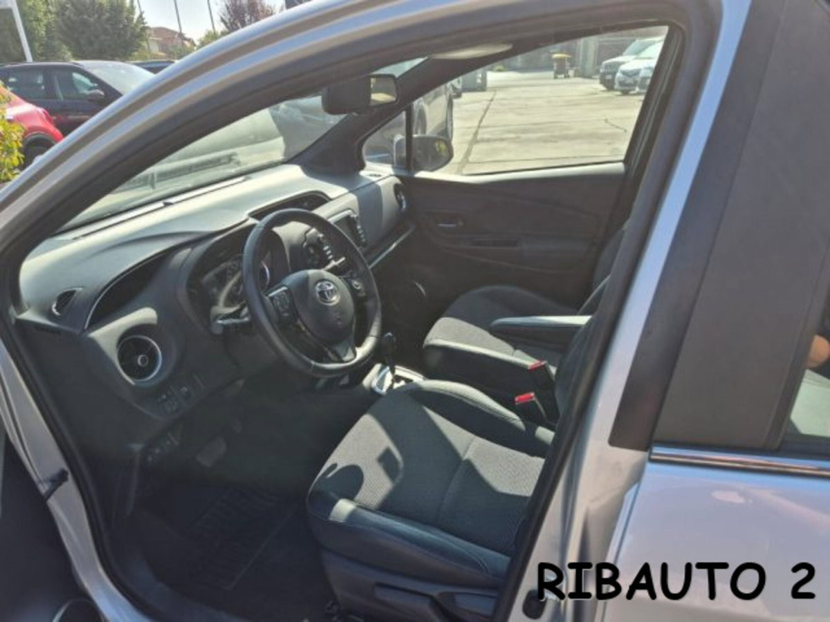 Toyota Yaris 1.5 Hybrid 5 porte Style (17)