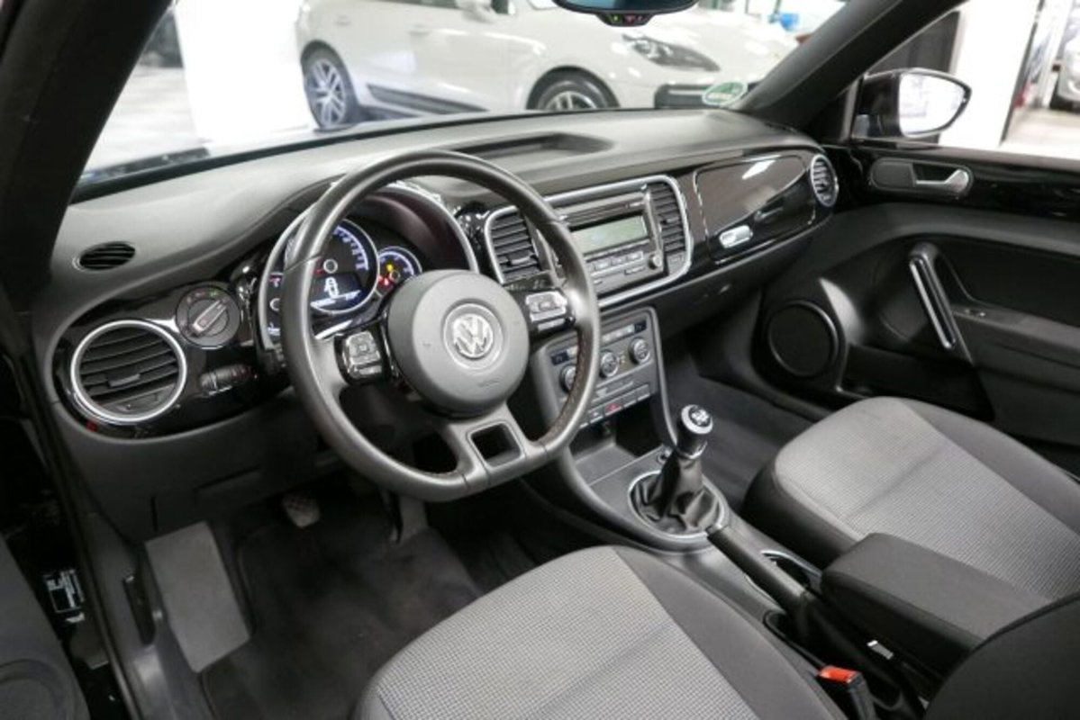 Volkswagen Maggiolino Cabrio 1.2 TSI Design (12)