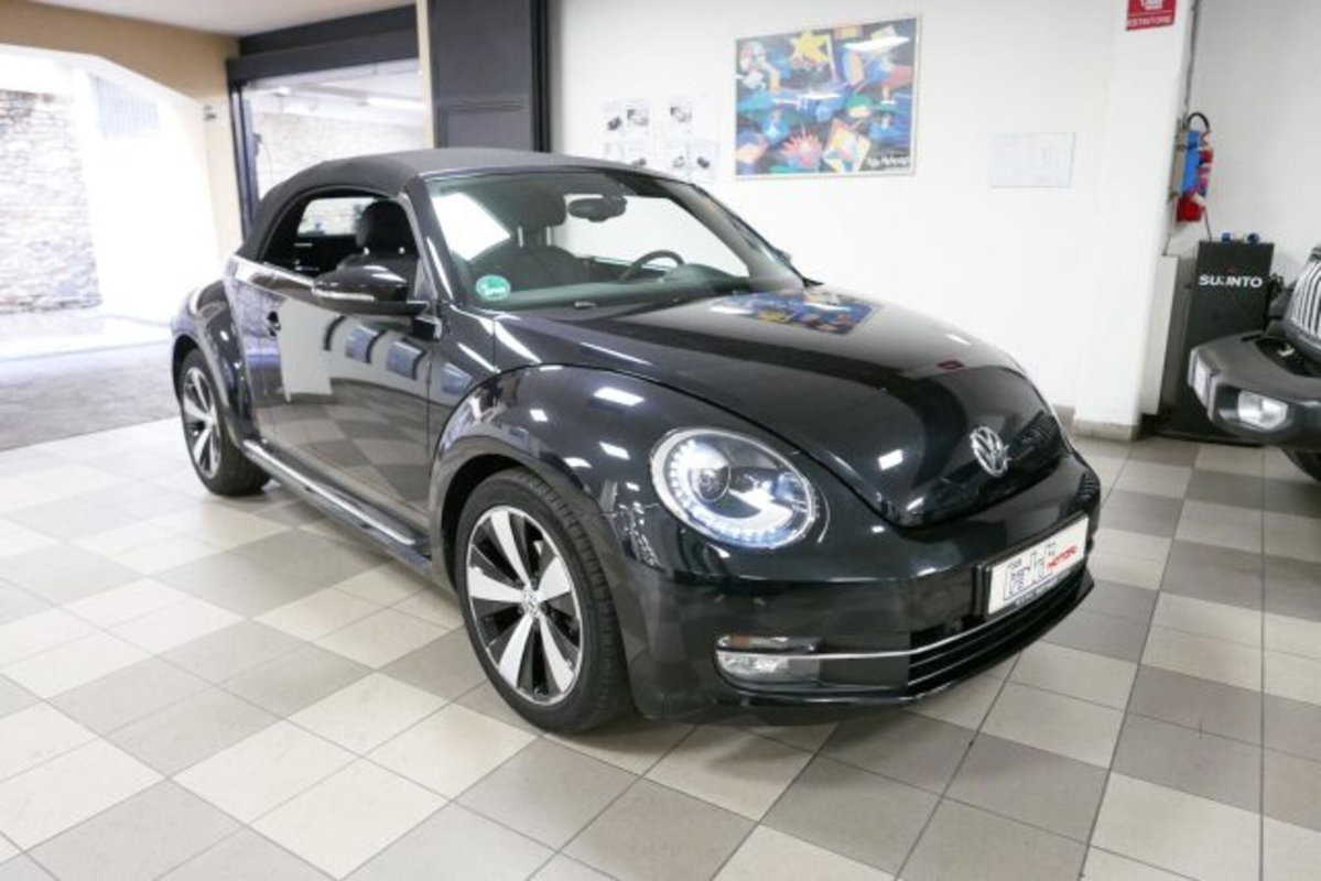 Volkswagen Maggiolino Cabrio 1.2 TSI Design (6)