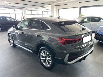 Audi Q3 Sportback 2.0 tdi Business 150cv s-tronic (7)