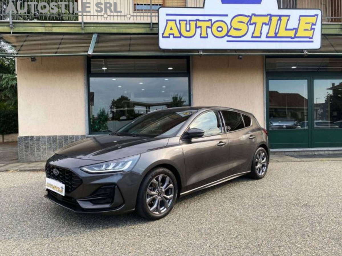 Ford Focus Station Wagon 1.0 EcoBoost Hybrid 125 CV SW ST-Line (12)