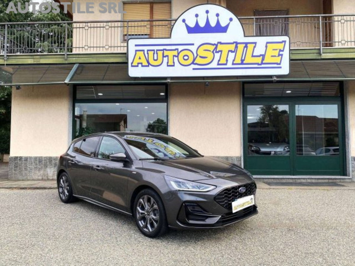 Ford Focus Station Wagon 1.0 EcoBoost Hybrid 125 CV SW ST-Line (2)
