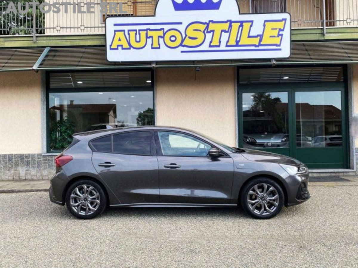Ford Focus Station Wagon 1.0 EcoBoost Hybrid 125 CV SW ST-Line (5)