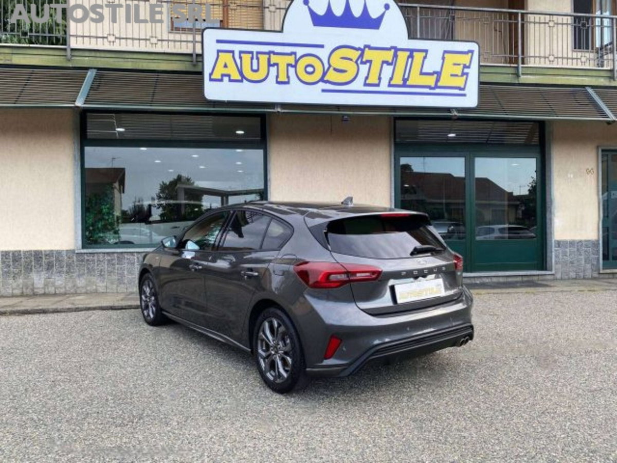 Ford Focus Station Wagon 1.0 EcoBoost Hybrid 125 CV SW ST-Line (7)