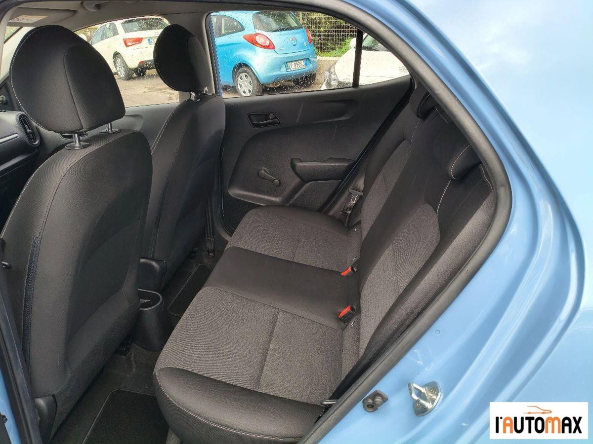 Kia Picanto 1.0 12V 5 porte Urban (14)