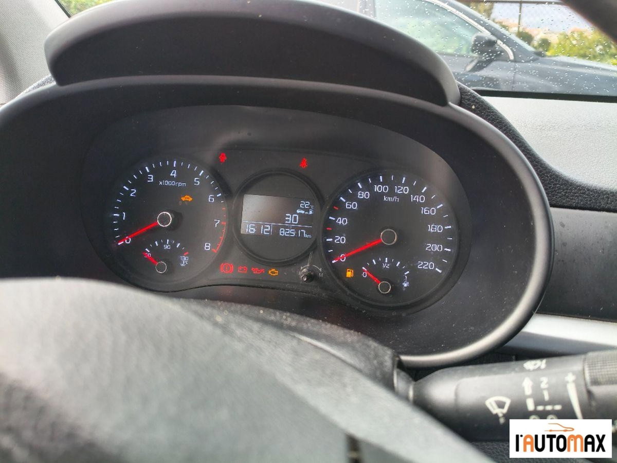 Kia Picanto 1.0 12V 5 porte Urban (10)