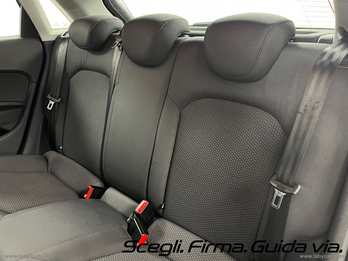 Audi A1 Sportback 1.4 TDI (11)