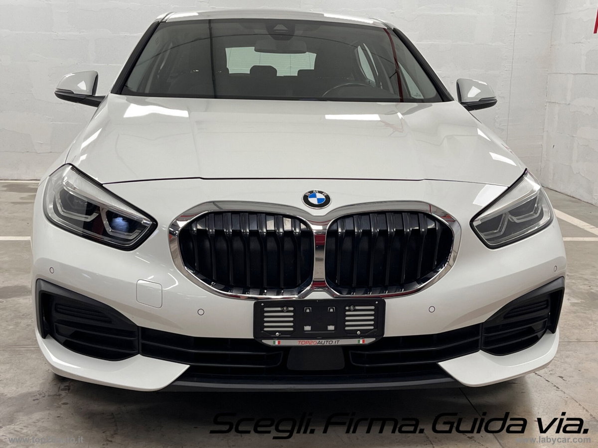 BMW Serie 1 116d 2.0 116CV cat 5 porte Attiva DPF (16)