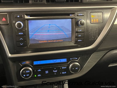 Toyota Auris 1.D-4D (9)