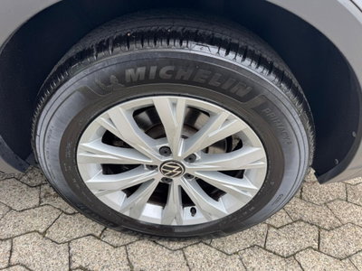 Volkswagen Tiguan 2.0 TDI 150 CV SCR DSG 4MOTION Elegance (15)
