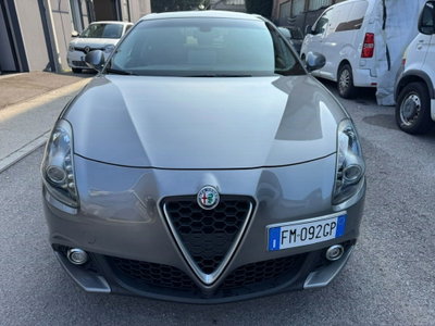 Alfa Romeo Giulietta 1.4 Turbo multiair Sprint 150cv (2)