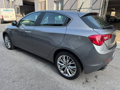 Alfa Romeo Giulietta 1.4 Turbo multiair Sprint 150cv (4)