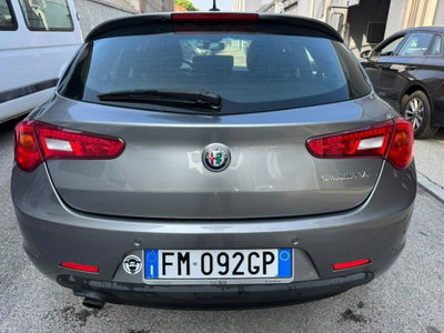 Alfa Romeo Giulietta 1.4 Turbo multiair Sprint 150cv (5)
