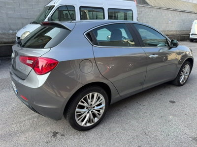 Alfa Romeo Giulietta 1.4 Turbo multiair Sprint 150cv (6)