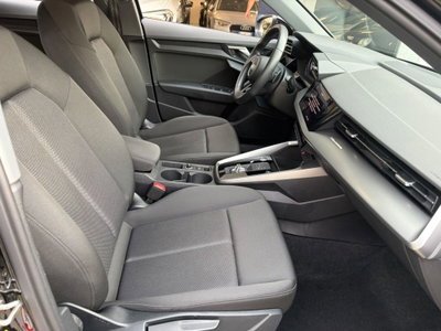 Audi A3 Sportback 30 TDI S tronic Business (10)