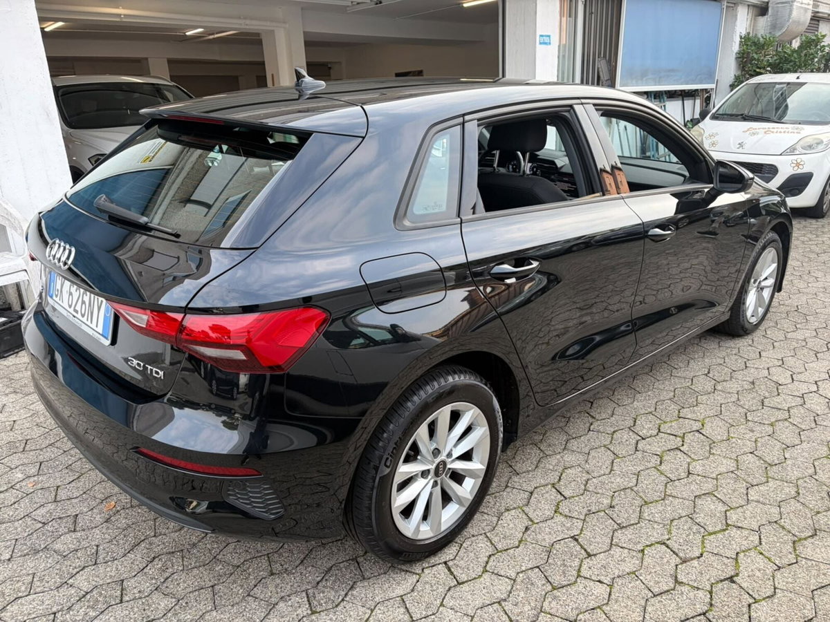Audi A3 Sportback 30 TDI S tronic Business (4)