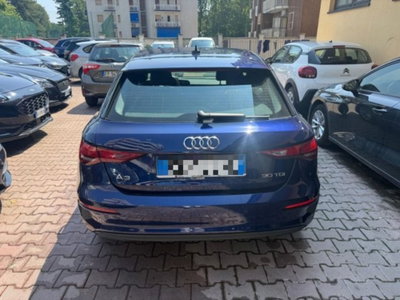 Audi A3 Sportback 30 TDI S tronic Business (4)
