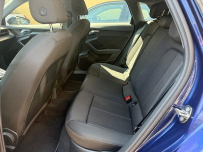 Audi A3 Sportback 30 TDI S tronic Business (9)